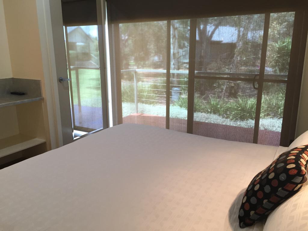 ดีลักซ์ ริเวอร์สปา อพาร์ตเมนต์ Hotel โมอามา ภายนอก รูปภาพ
