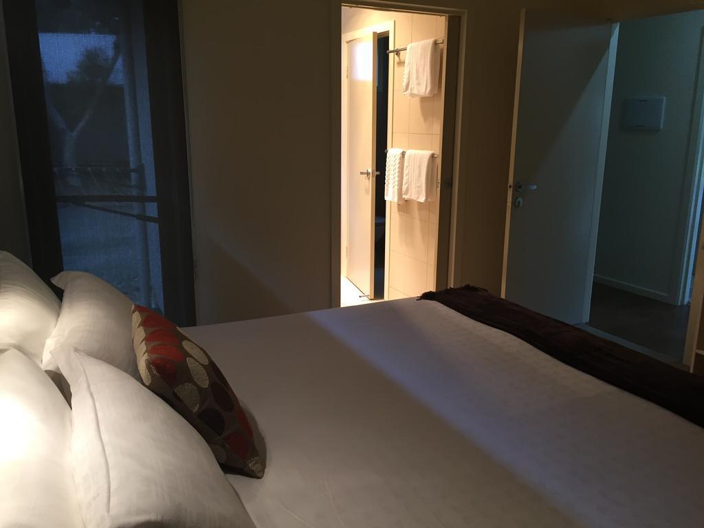 ดีลักซ์ ริเวอร์สปา อพาร์ตเมนต์ Hotel โมอามา ภายนอก รูปภาพ