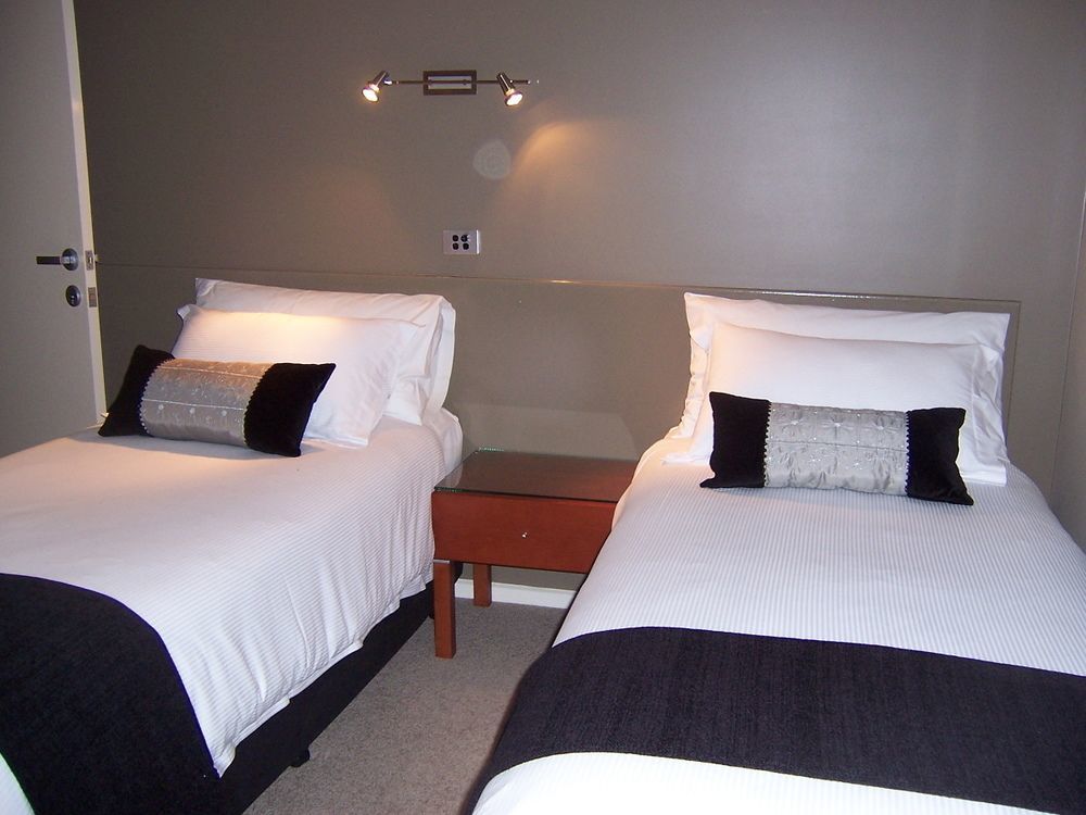 ดีลักซ์ ริเวอร์สปา อพาร์ตเมนต์ Hotel โมอามา ภายนอก รูปภาพ